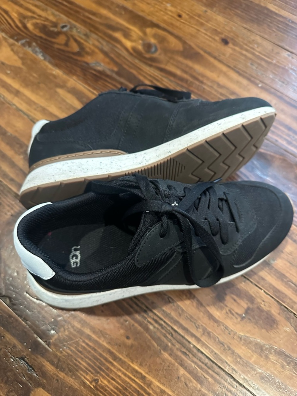 UGG Black & White Women's Retrainer Lace-Up Sneakers - Picture 3 of 4